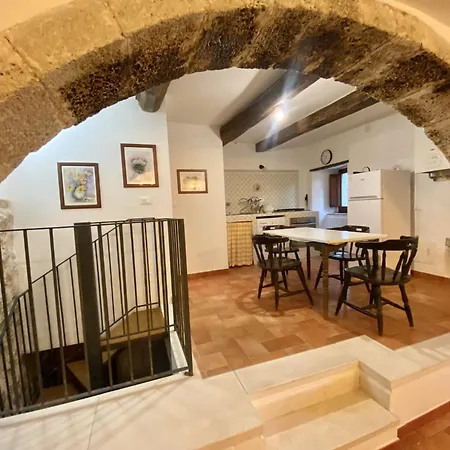La Casetta Degli Innamorati, Santo Stefano Di Sessanio, Aq *